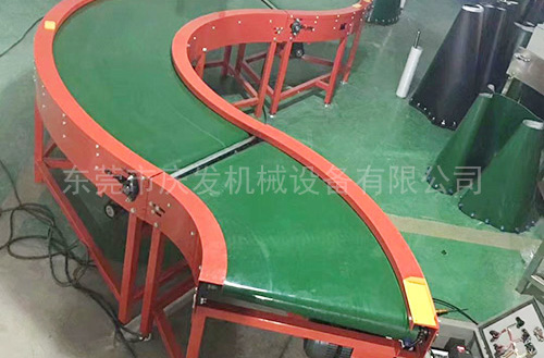 皮带转弯机有什么结构特点？